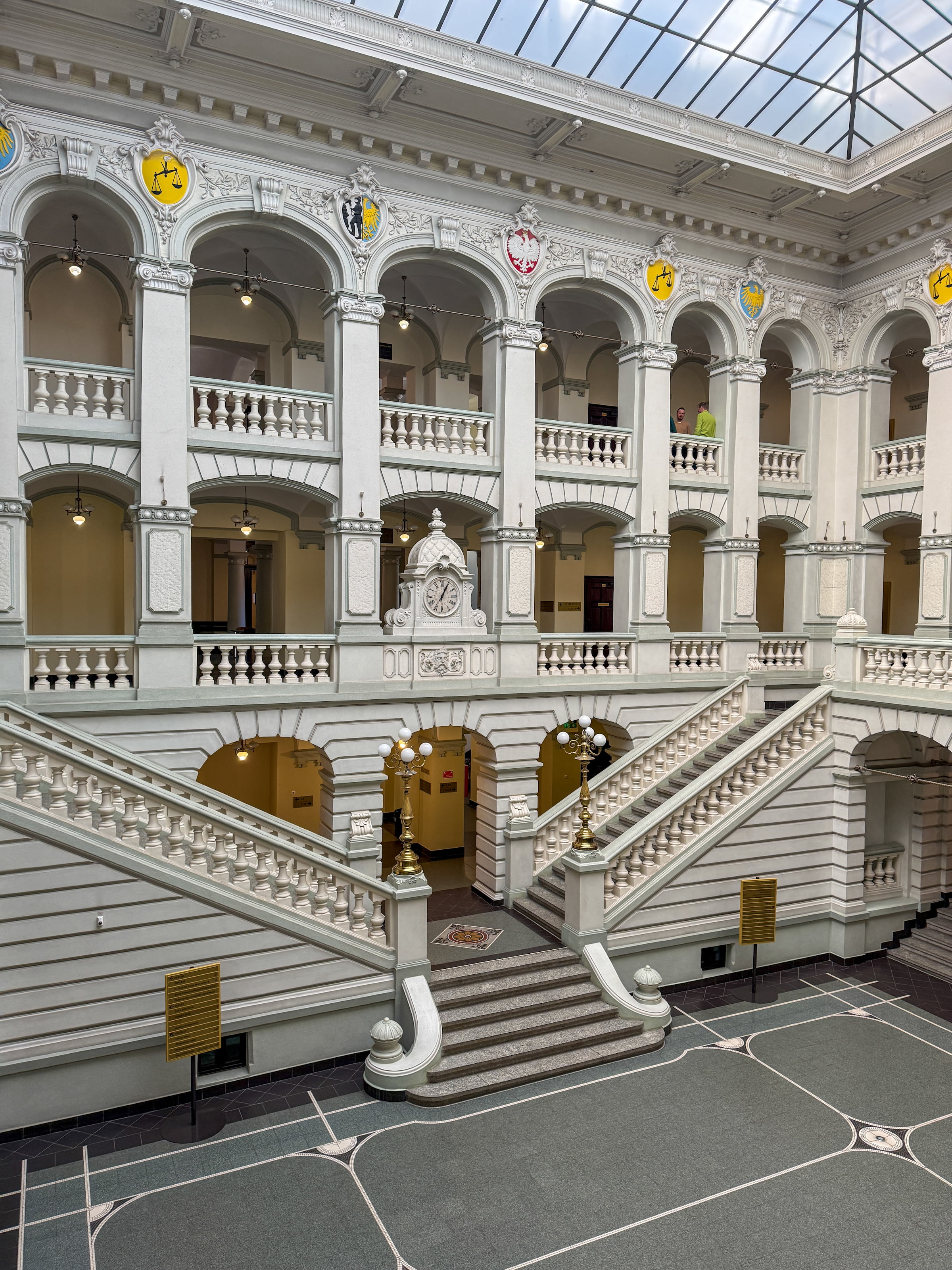 Zatrzymanie i aresztowanie